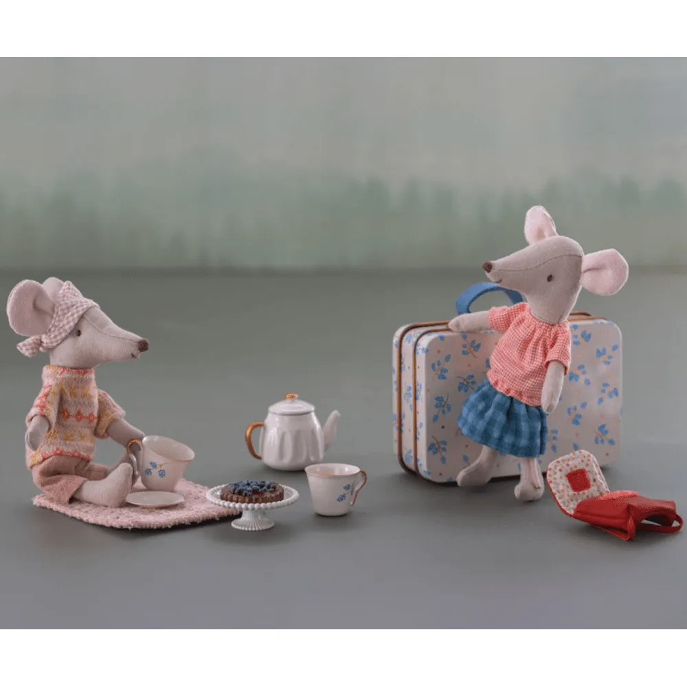 Afternoon Treat Set for Maileg Mice - Blue Madelaine