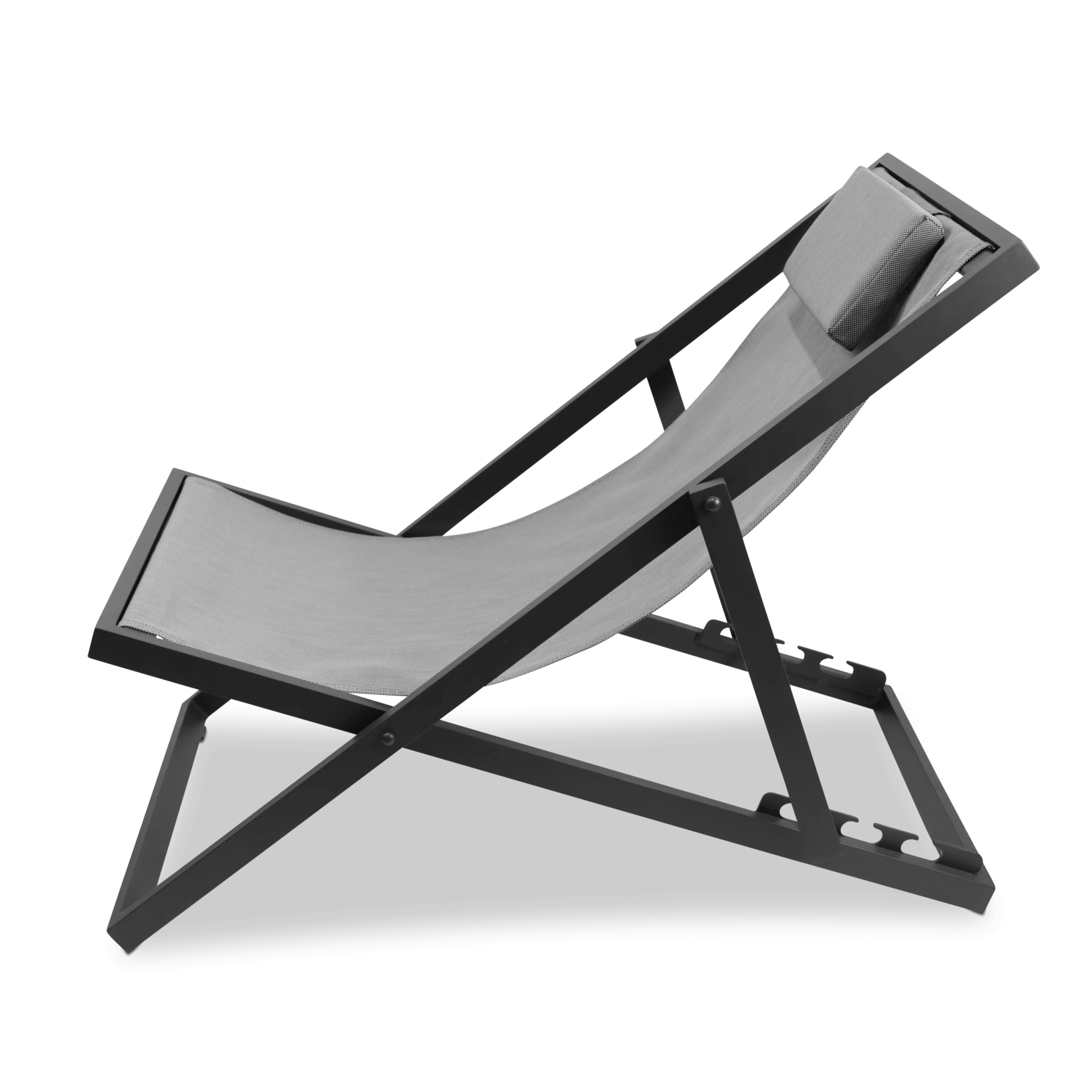 Chill Deck Chair and San Sebastian 3pc Occasional Set in Gunmetal and Charcoal Grey Textilene