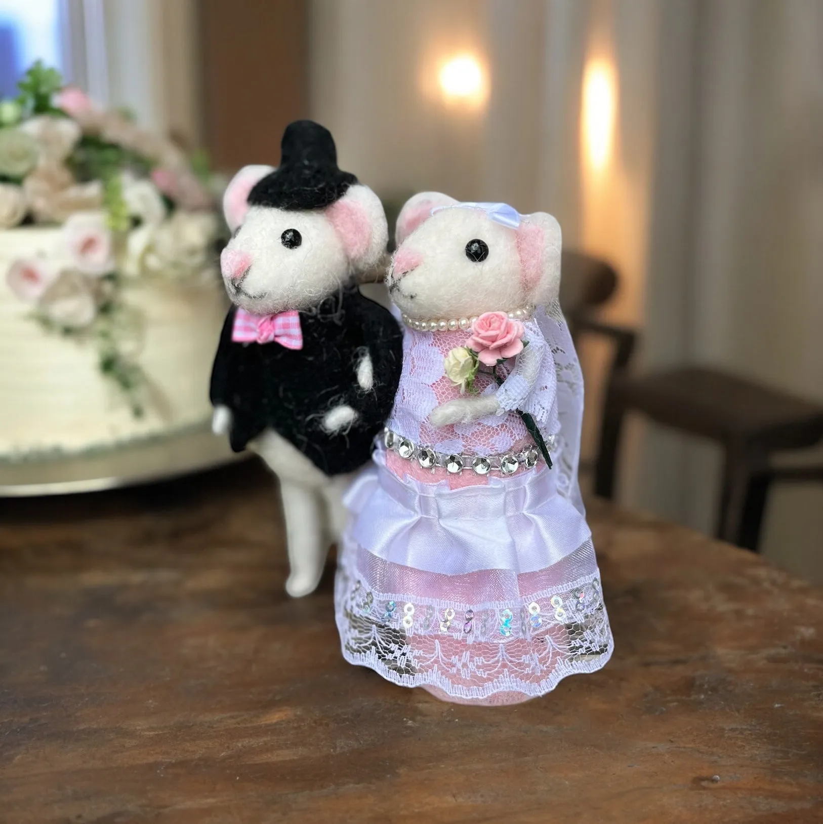 Hand Crafted Bride and Groom Wedding Mice Couple, Unique Wedding Gift, Bridal Shower, Wedding Mice Cake Topper
