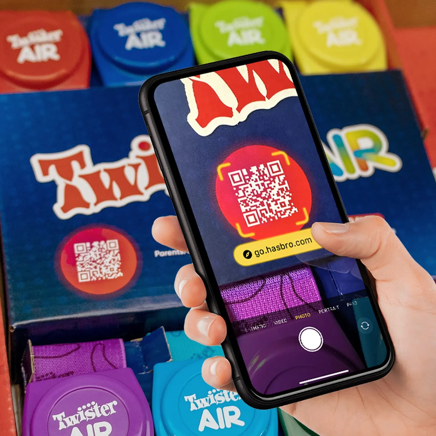 Hasbro Gaming Twister Air Game, App Play Game with Wrist and Ankle Bands Links to Smart Devices Active Party Games for Kids Ages 8 