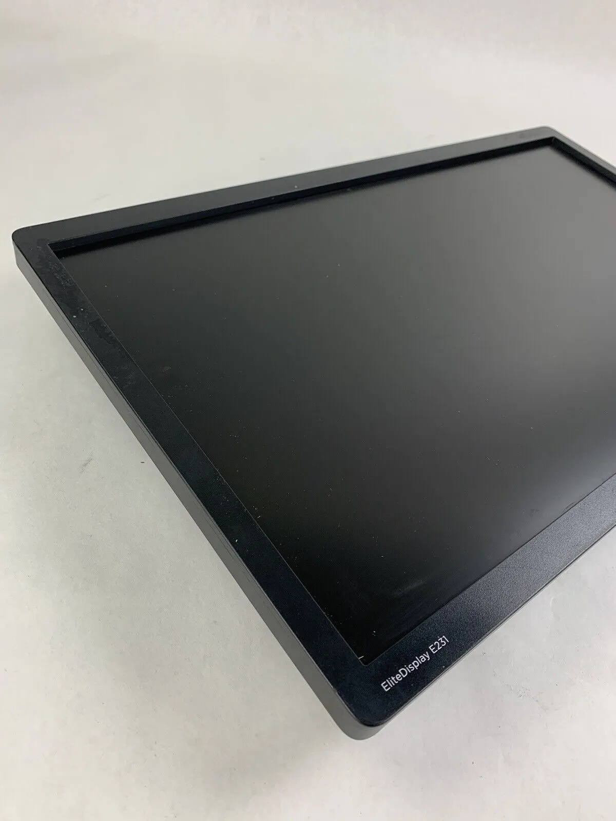 HP E231 EliteDisplay 23 in Monitor FHD LED Backlit LCD Screen VGA DVI
