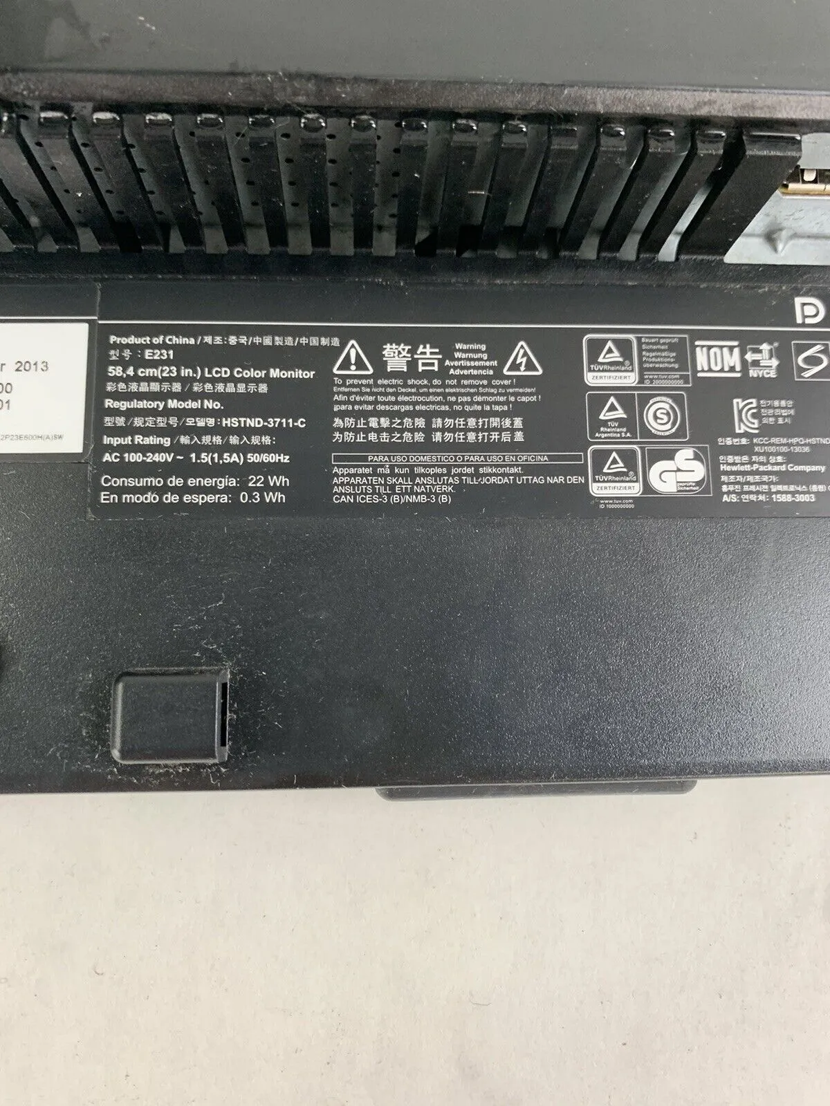 HP E231 EliteDisplay 23 in Monitor FHD LED Backlit LCD Screen VGA DVI