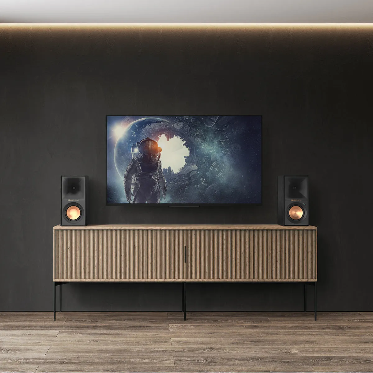 Klipsch R-50PM Powered Bookshelf Speakers with 5.25" Woofers - Pair