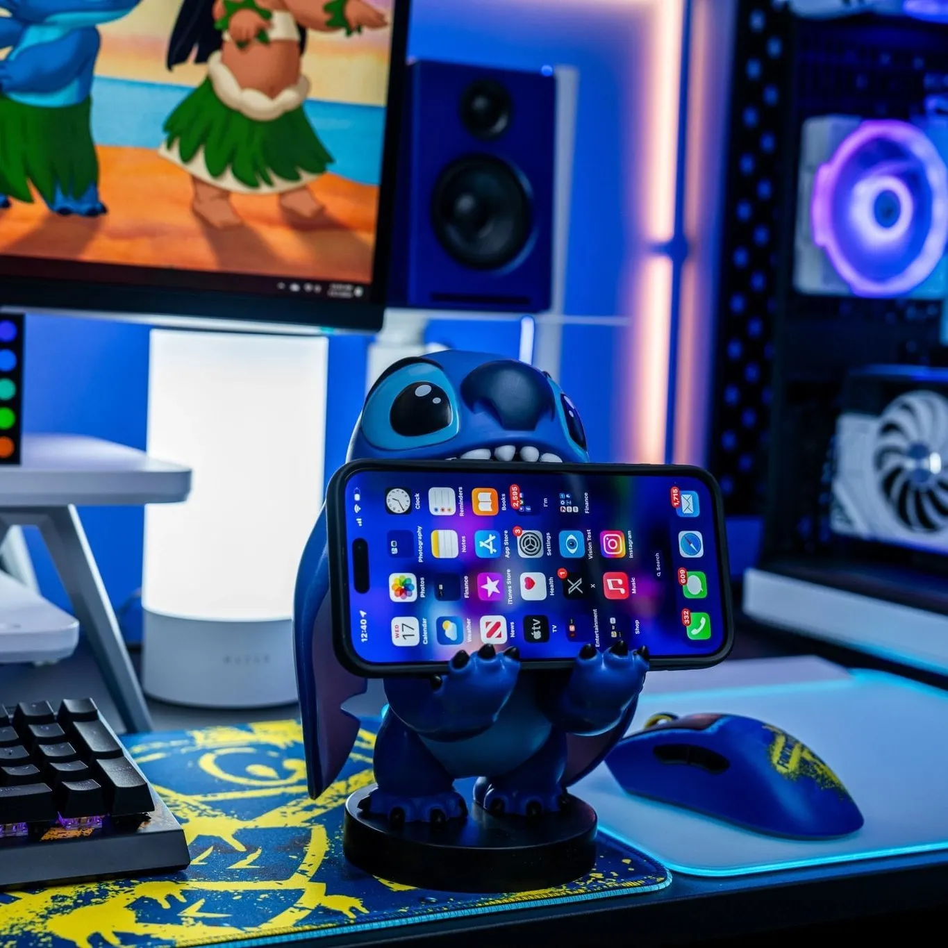 Lilo & Stitch: Smiley Stitch Cable Guys Controller Holder and Phone Stand