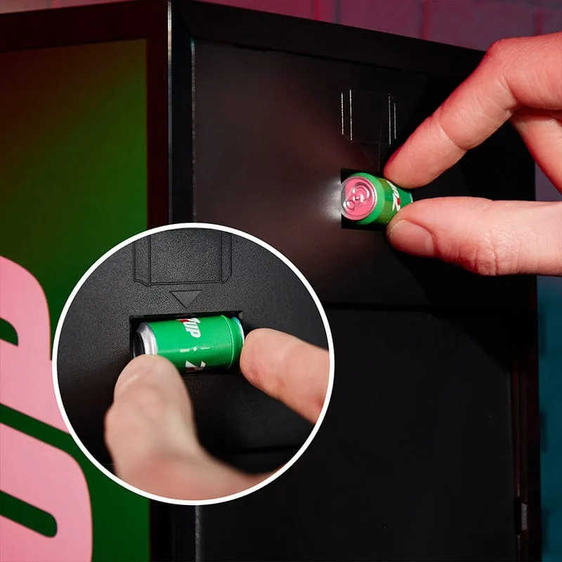 Official Quarter Arcades 7UP USB Hub