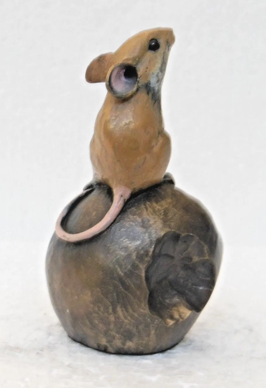 Richard Cooper Studio – “Mouse on Apple