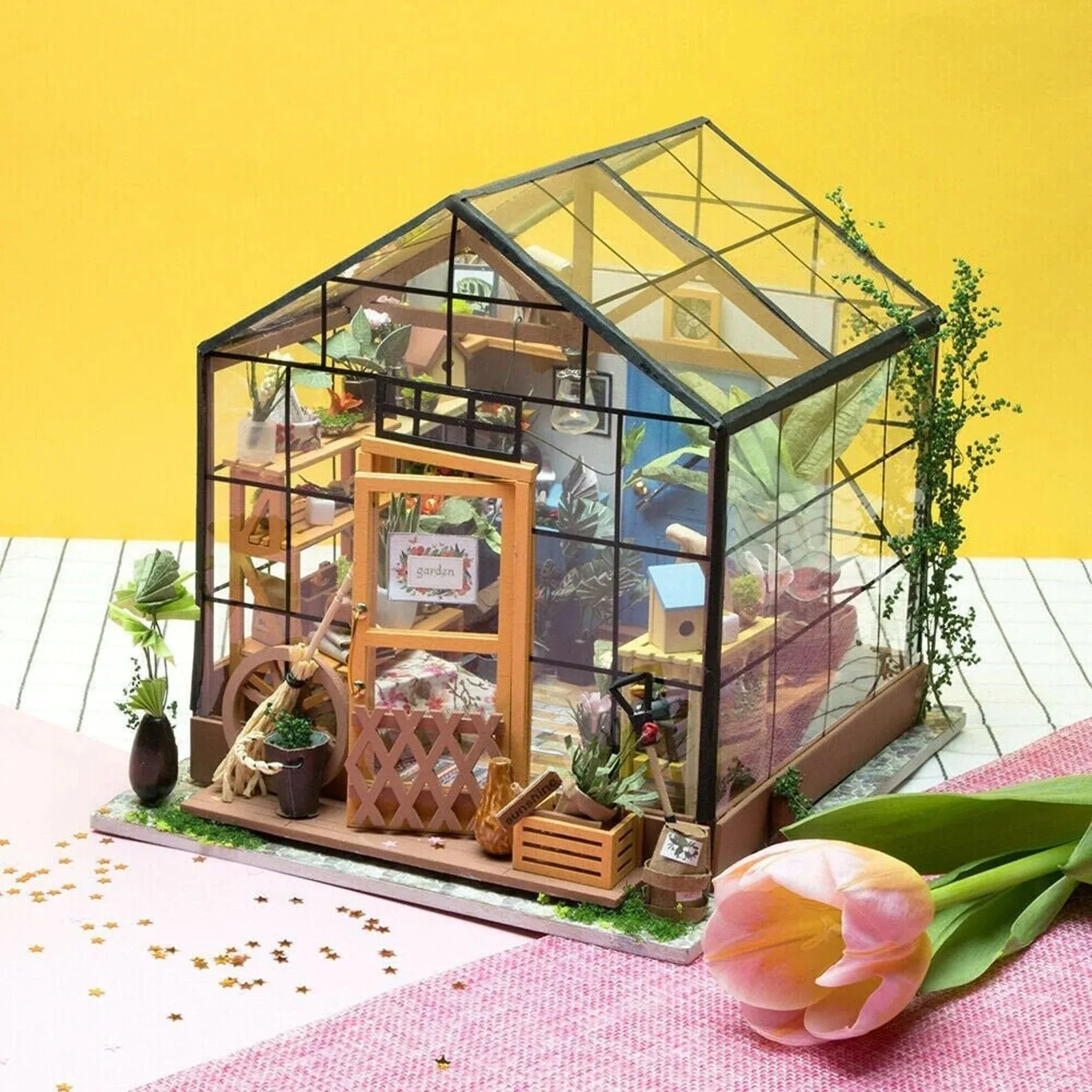 Robotime Cathy's Flower House
