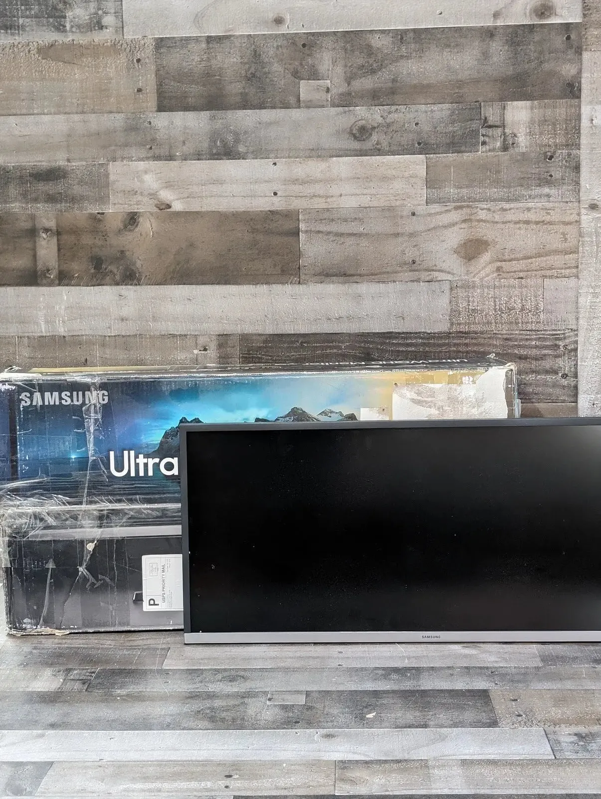 SAMSUNG 34-Inch SJ55W Ultrawide Gaming Monitor 75Hz Refresh, WQHD Computer Monitor, 3440 x 1440p Resolution, 4ms Response, FreeSync, Split Screen, HDMI, Black
