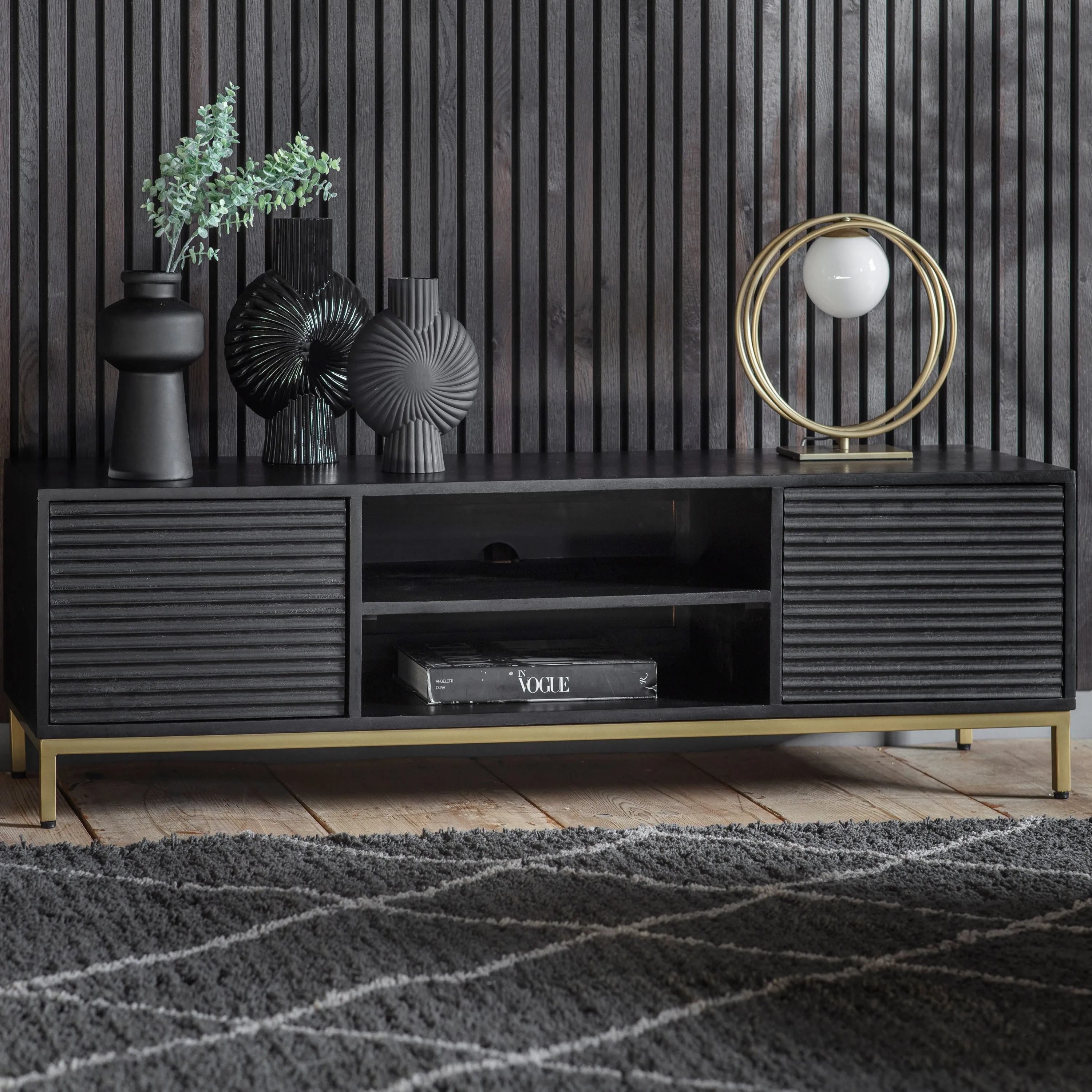 The Luxe Noir Media Unit